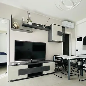 Appartamento Pericle 5, Milano